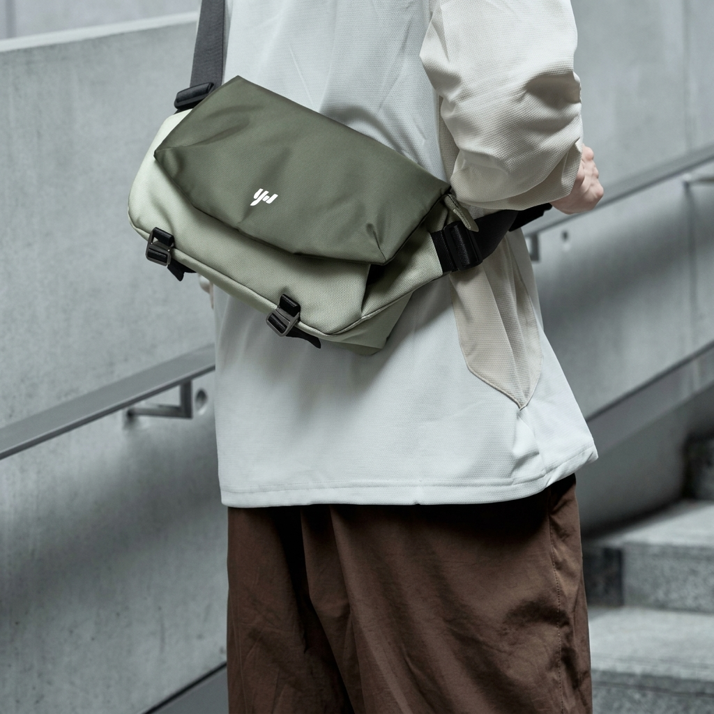 The Urban Messenger Bag